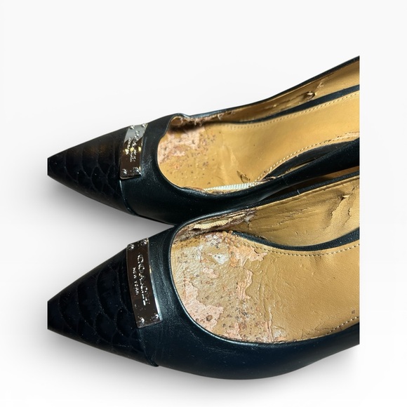 Coach black leather pumps, project pair, as is. - Picture 6 of 8